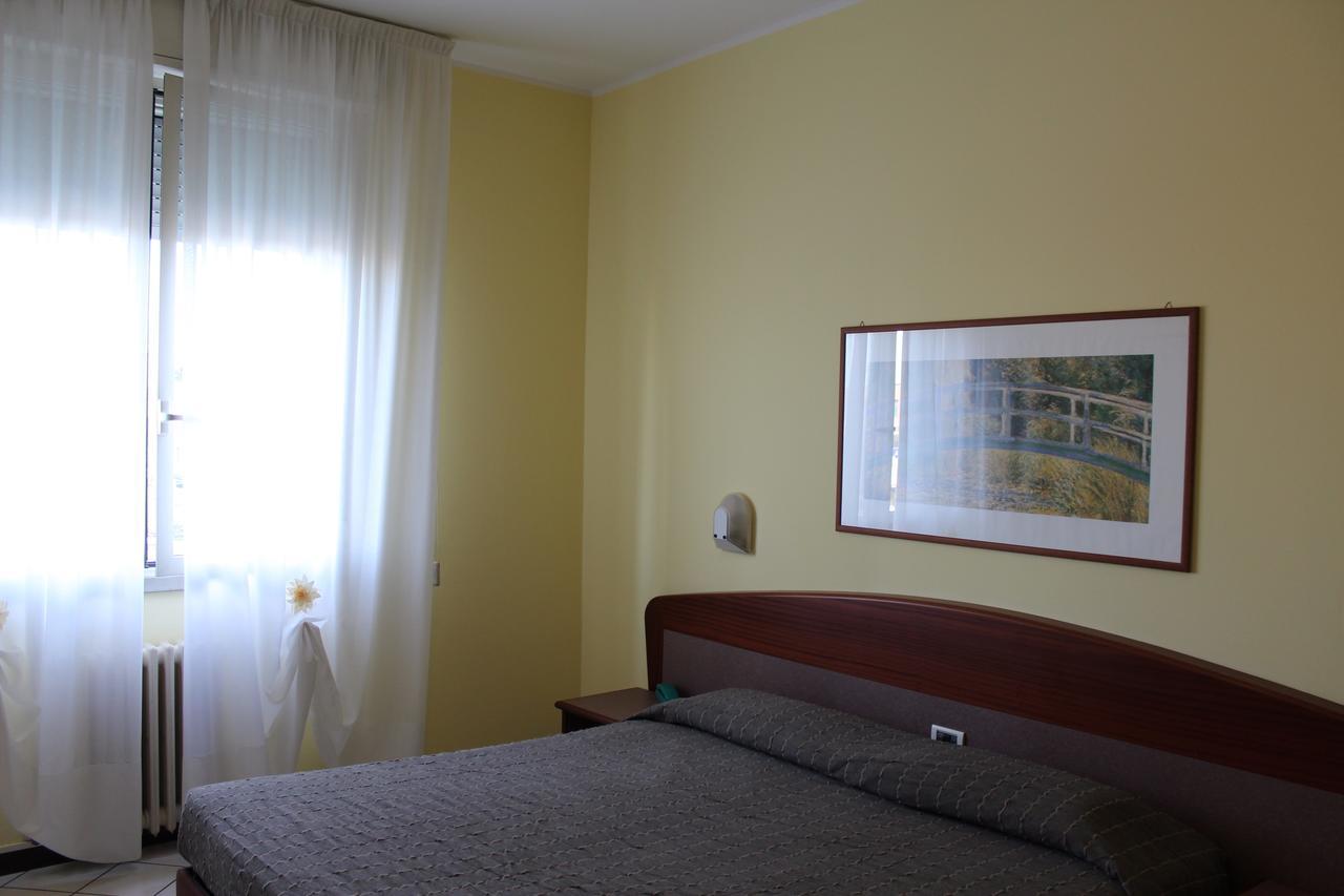 Bazzano Albergo Sirena מראה חיצוני תמונה