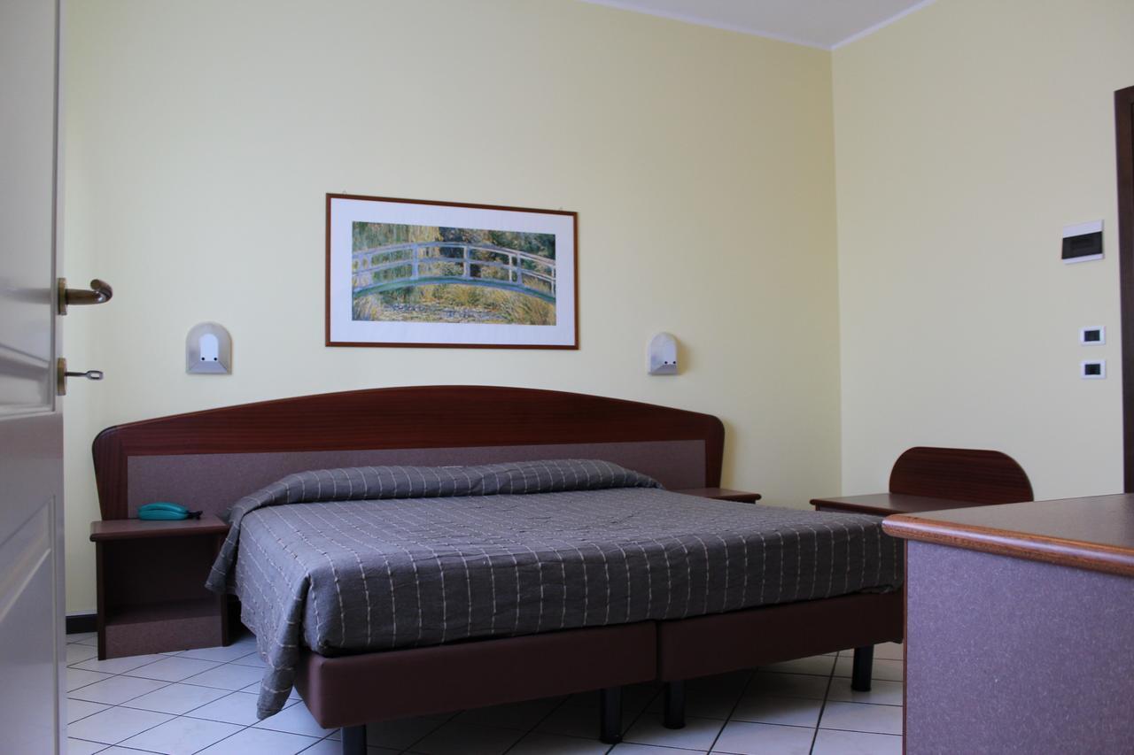 Bazzano Albergo Sirena מראה חיצוני תמונה