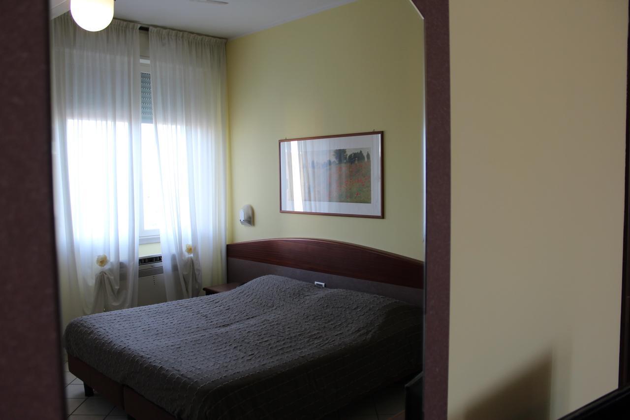 Bazzano Albergo Sirena מראה חיצוני תמונה